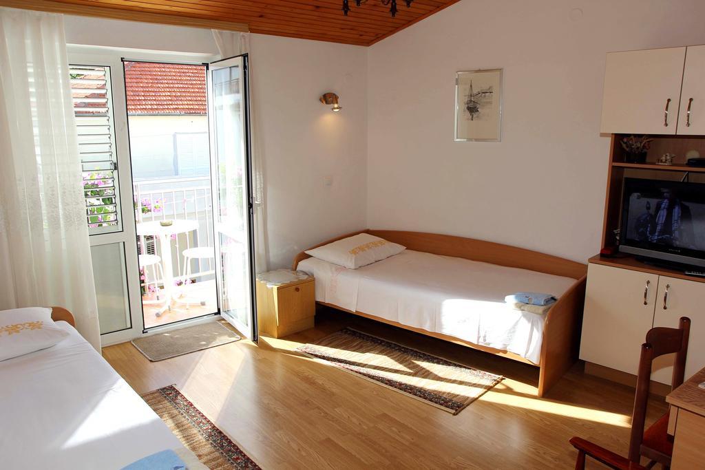 Apartments J&R Babara Biograd Na Moru Phòng bức ảnh