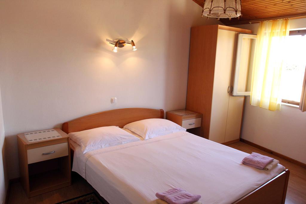 Apartments J&R Babara Biograd Na Moru Phòng bức ảnh